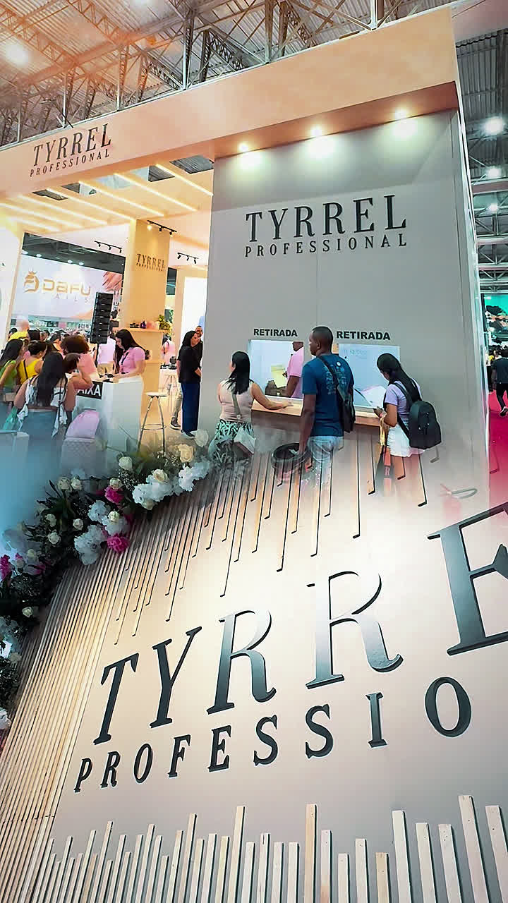 Stand da Tyrrel Professional executado pela Top Cenografia
